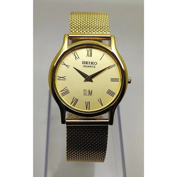 Seiko Other - Vintage Style Seiko Quartz Mens Gold Watch & Gold accents W/ Metal Strap